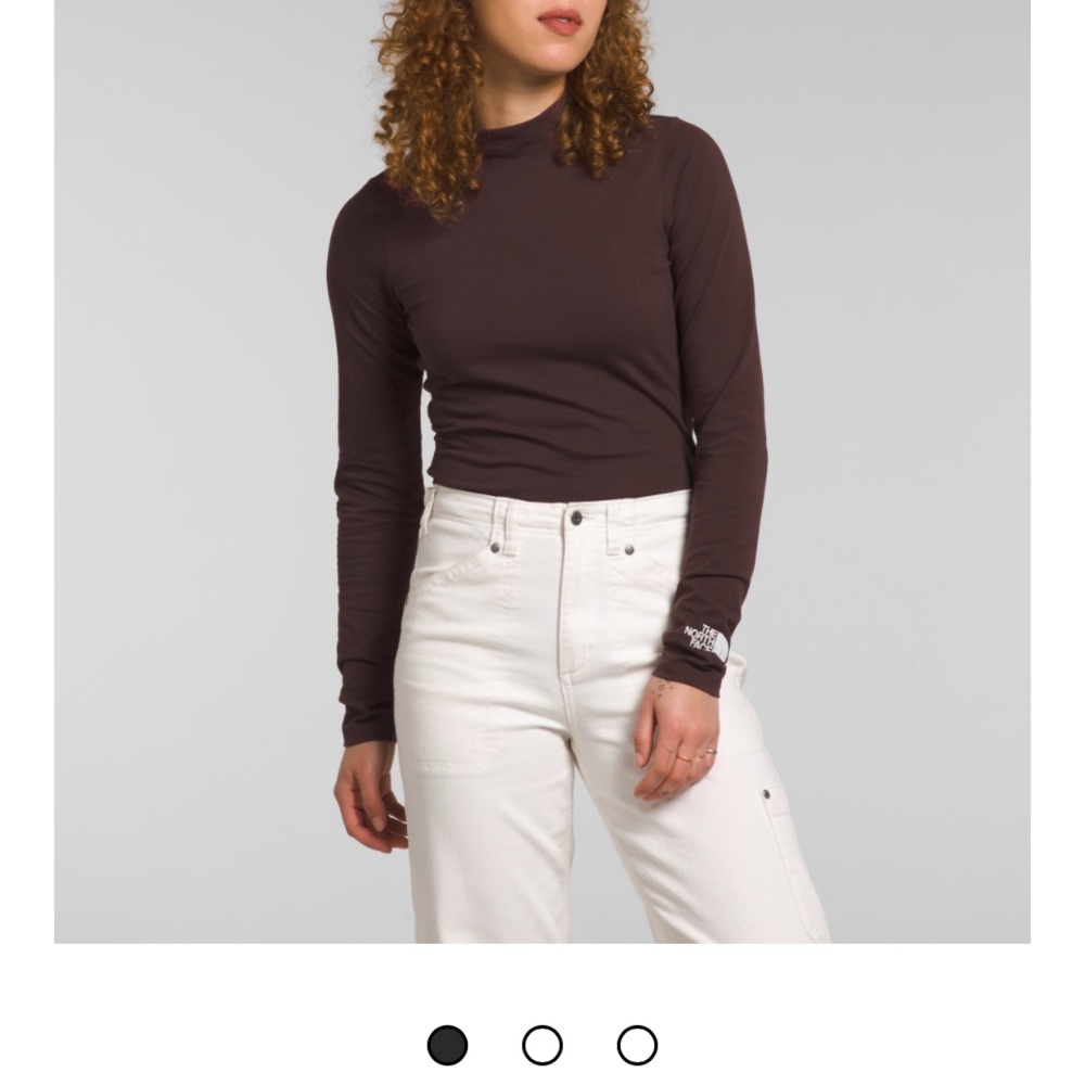 North face fitted mock neck cropped long sleeve top